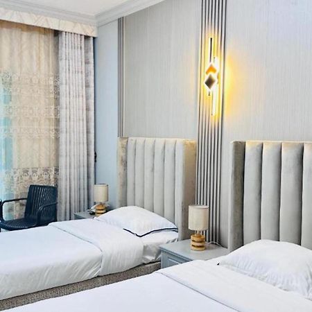 San Marino Hotel Dubai Bagian luar foto