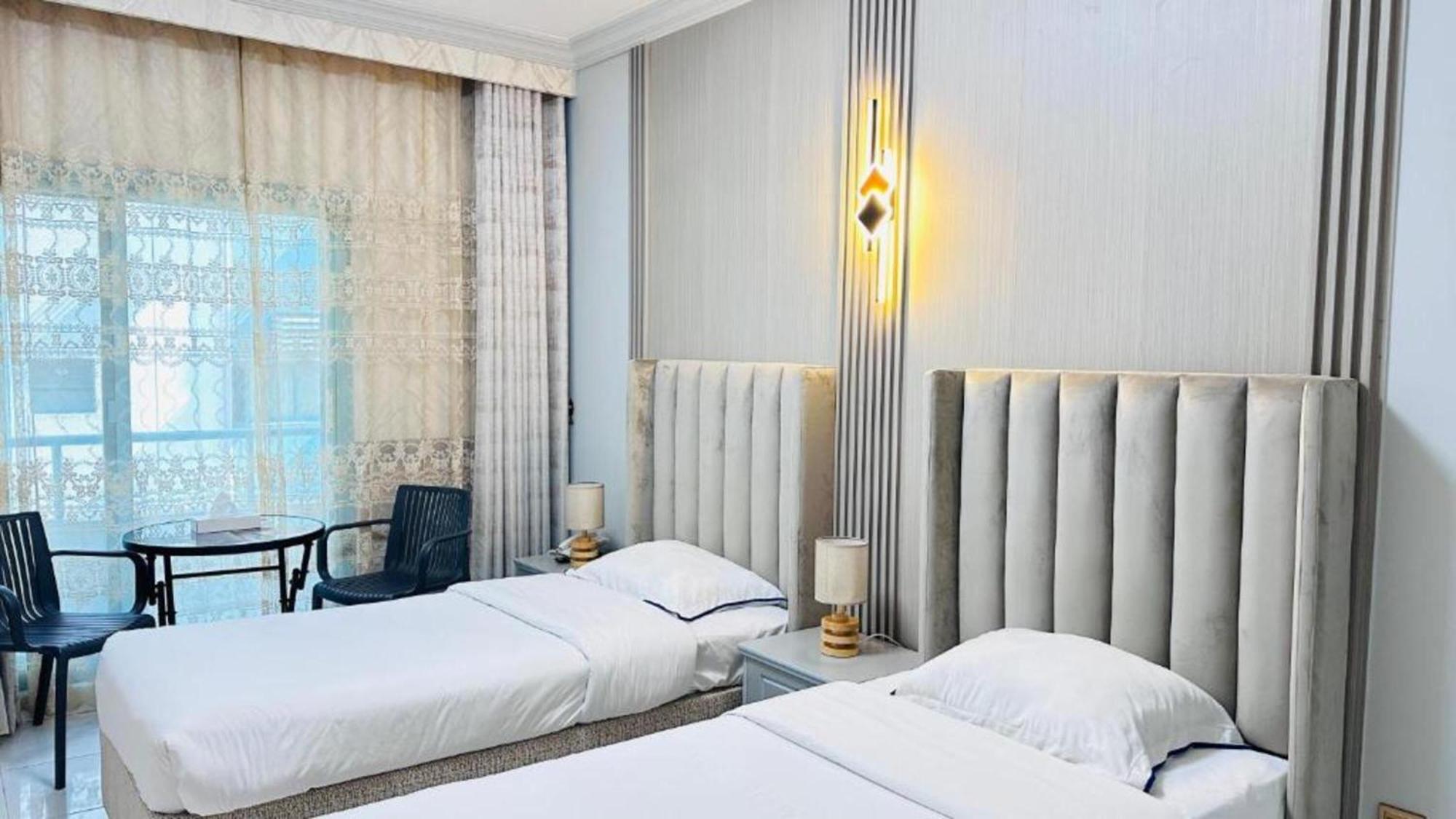 San Marino Hotel Dubai Bagian luar foto