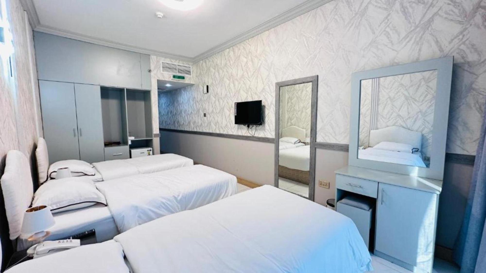 San Marino Hotel Dubai Bagian luar foto