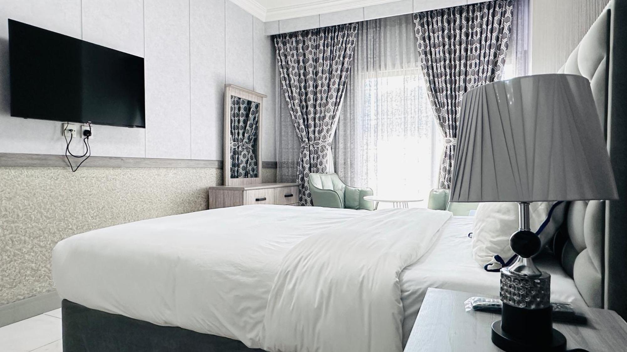 San Marino Hotel Dubai Bagian luar foto