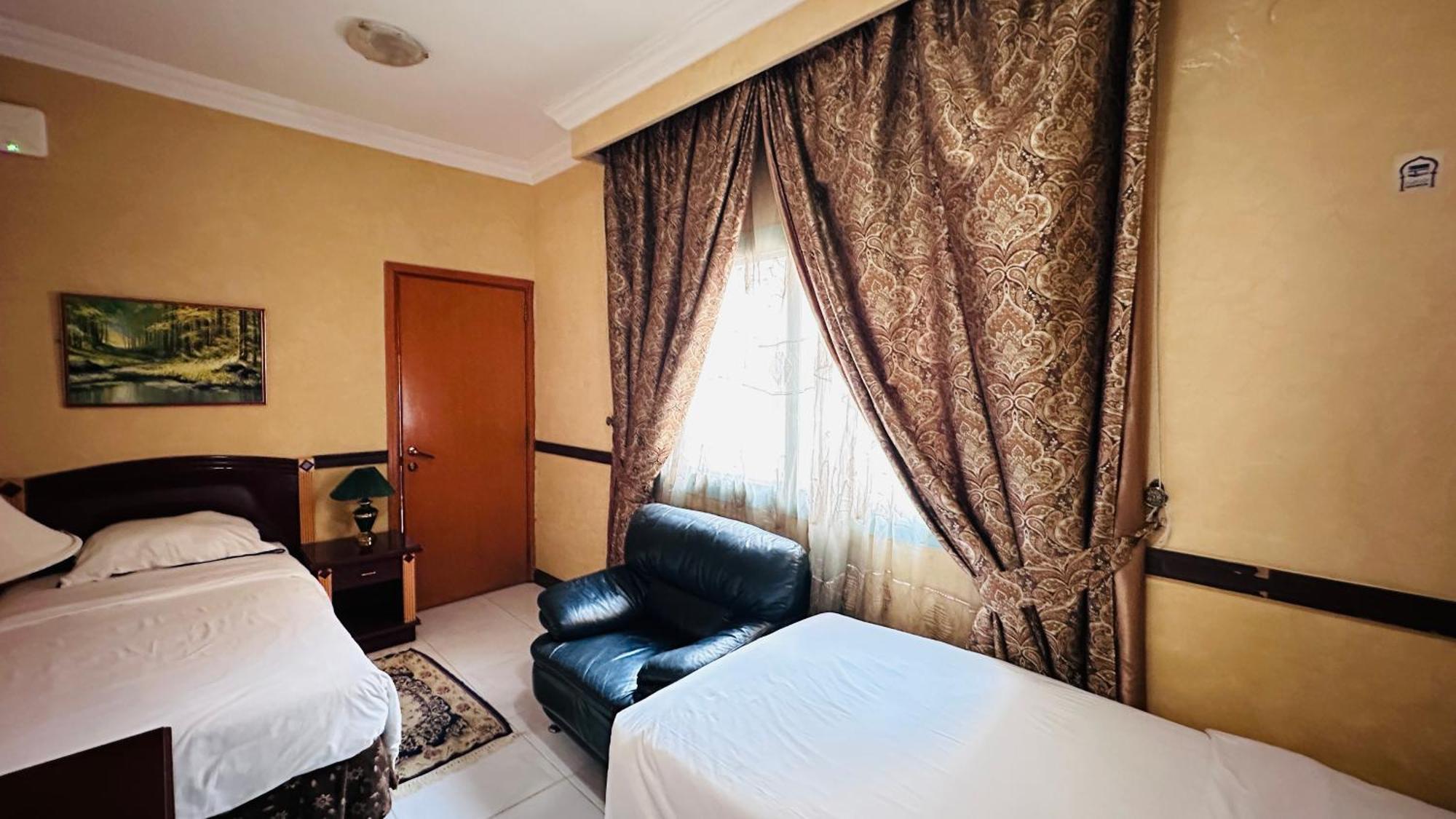 San Marino Hotel Dubai Bagian luar foto
